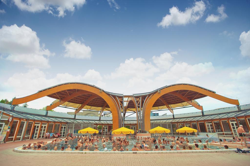 Apartman Hotel Bük Buitenkant foto