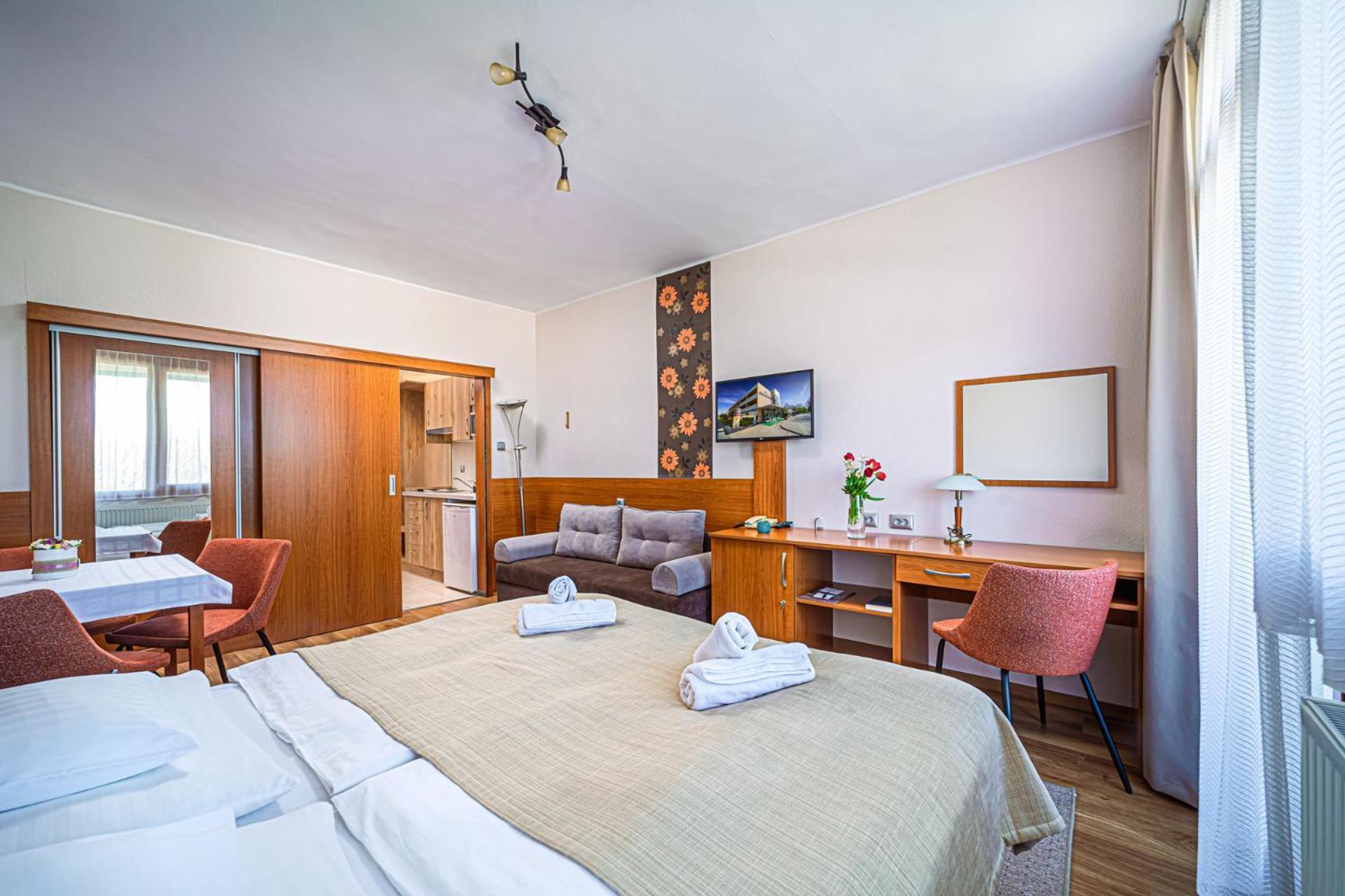 Apartman Hotel Bük Buitenkant foto