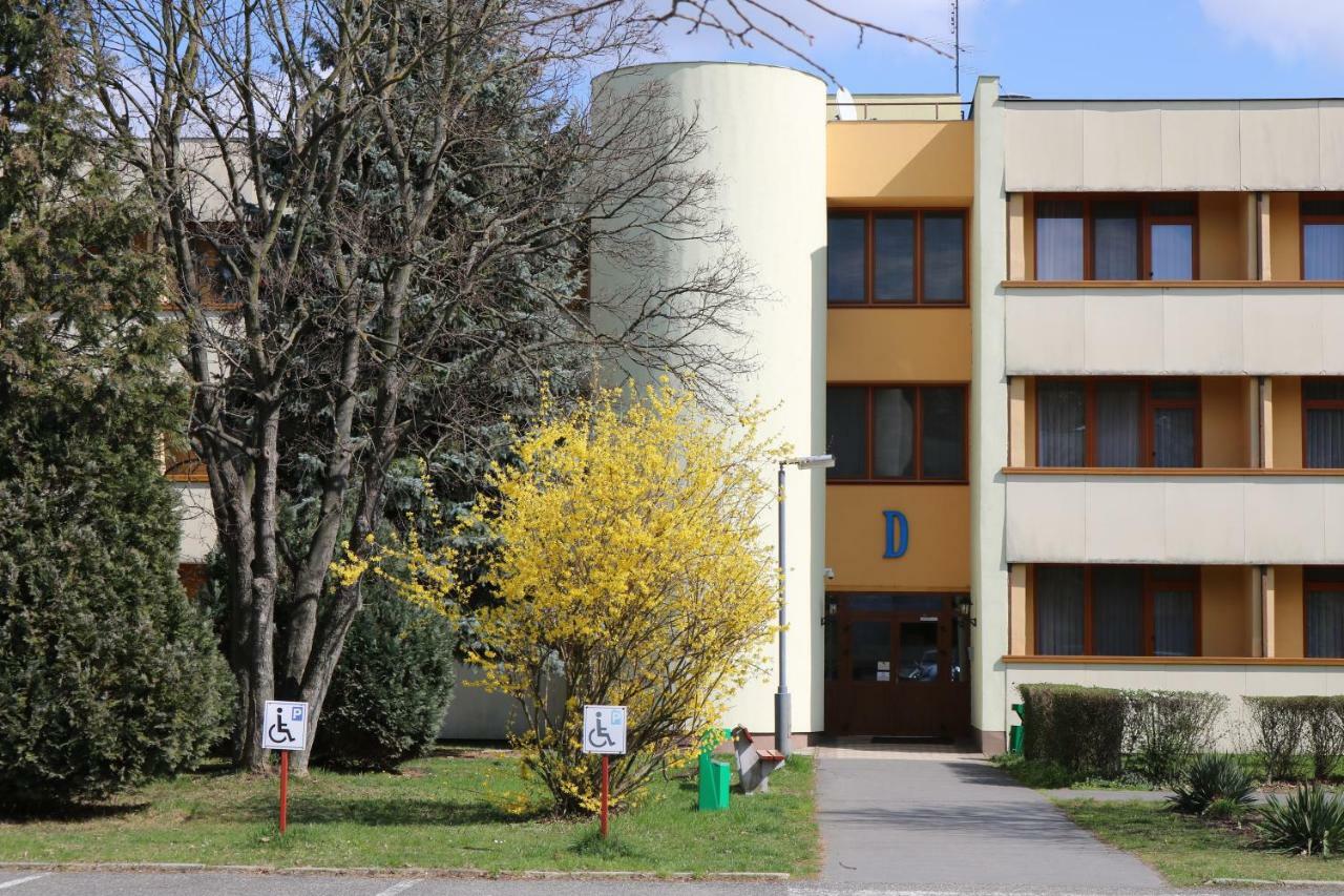 Apartman Hotel Bük Buitenkant foto