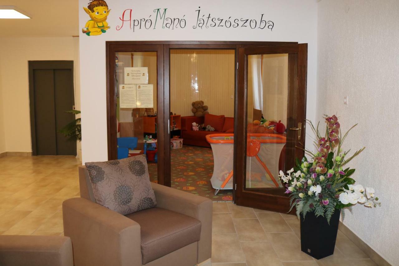 Apartman Hotel Bük Buitenkant foto